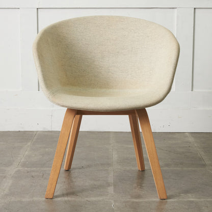 ABOUT A CHAIR アバウト ア チェア