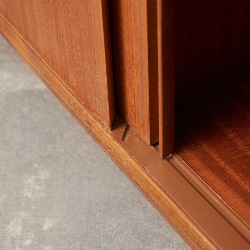 Form FIVE サイドボード