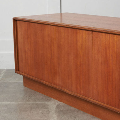 Form FIVE サイドボード