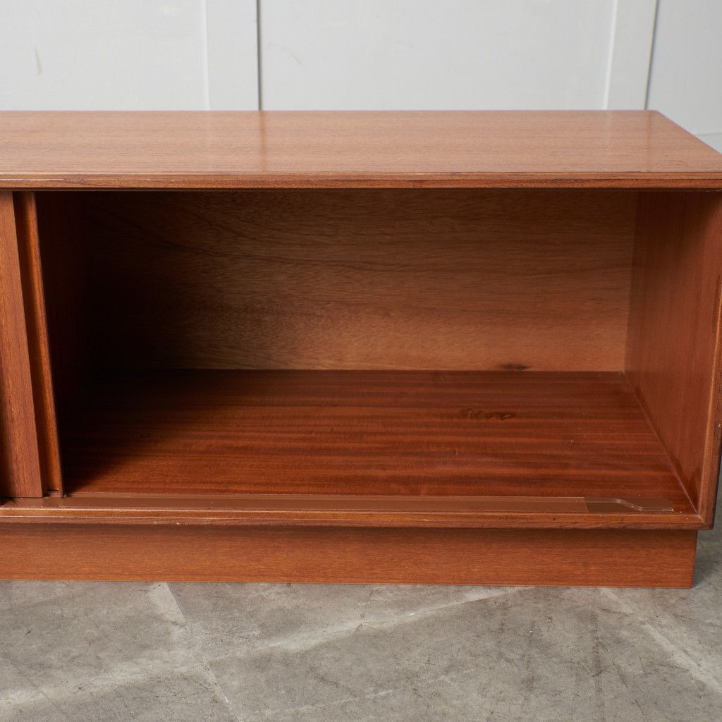 Form FIVE サイドボード