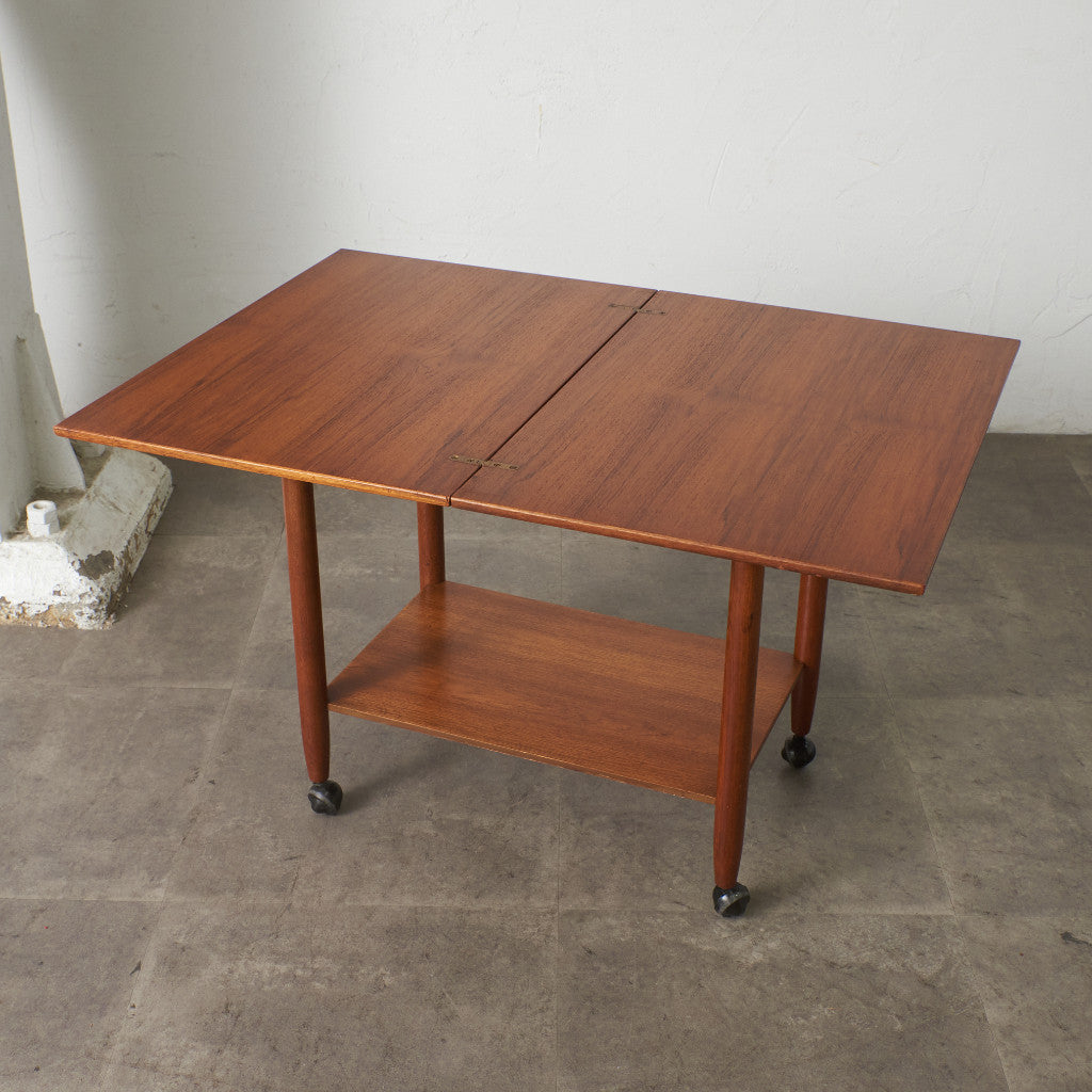 英国ヴィンテージ ターンリーフ ティートロリー