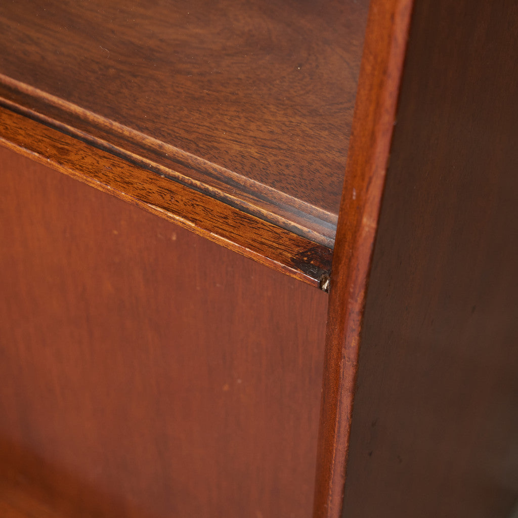 英国ヴィンテージ ガラスキャビネット