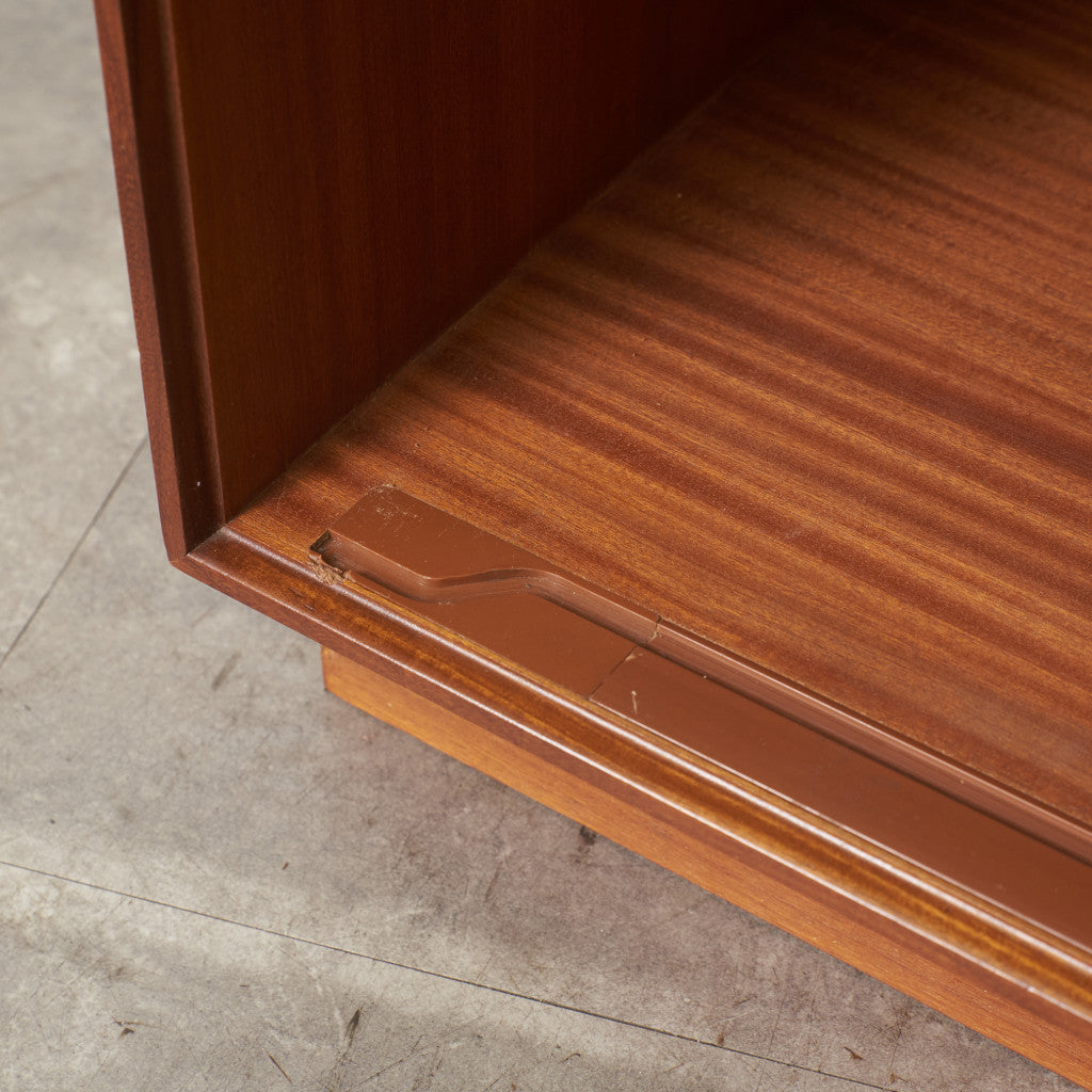 Form FIVE サイドボード