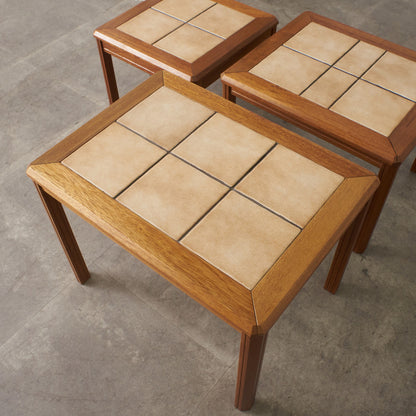 デンマーク製 タイルトップ ネストテーブル