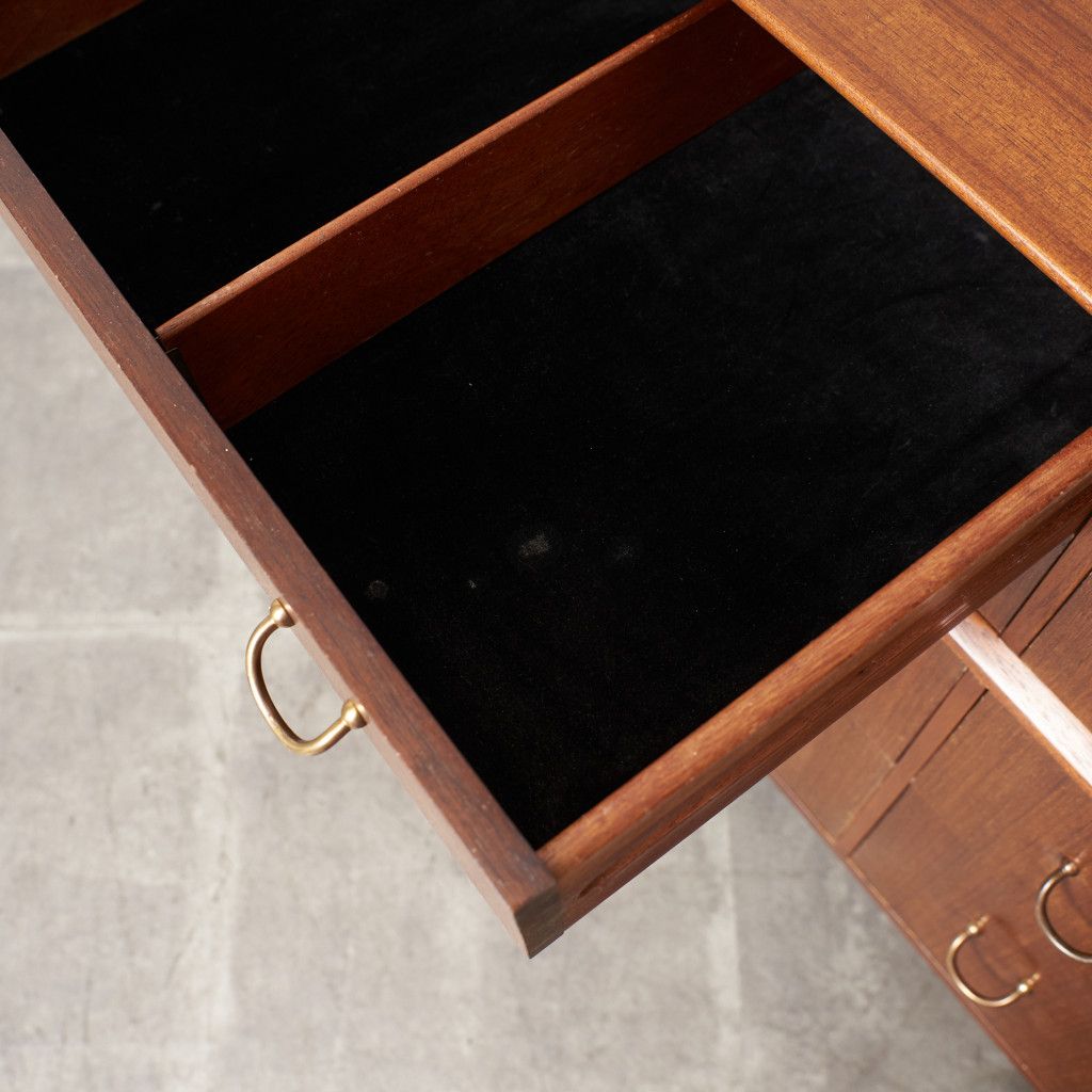 G-PLAN Tola&Black 4段 ワイドチェスト(221) / カスタム