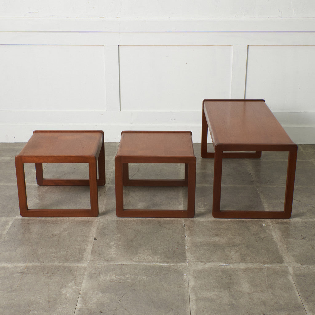 ヴィンテージ ネストコーヒーテーブル