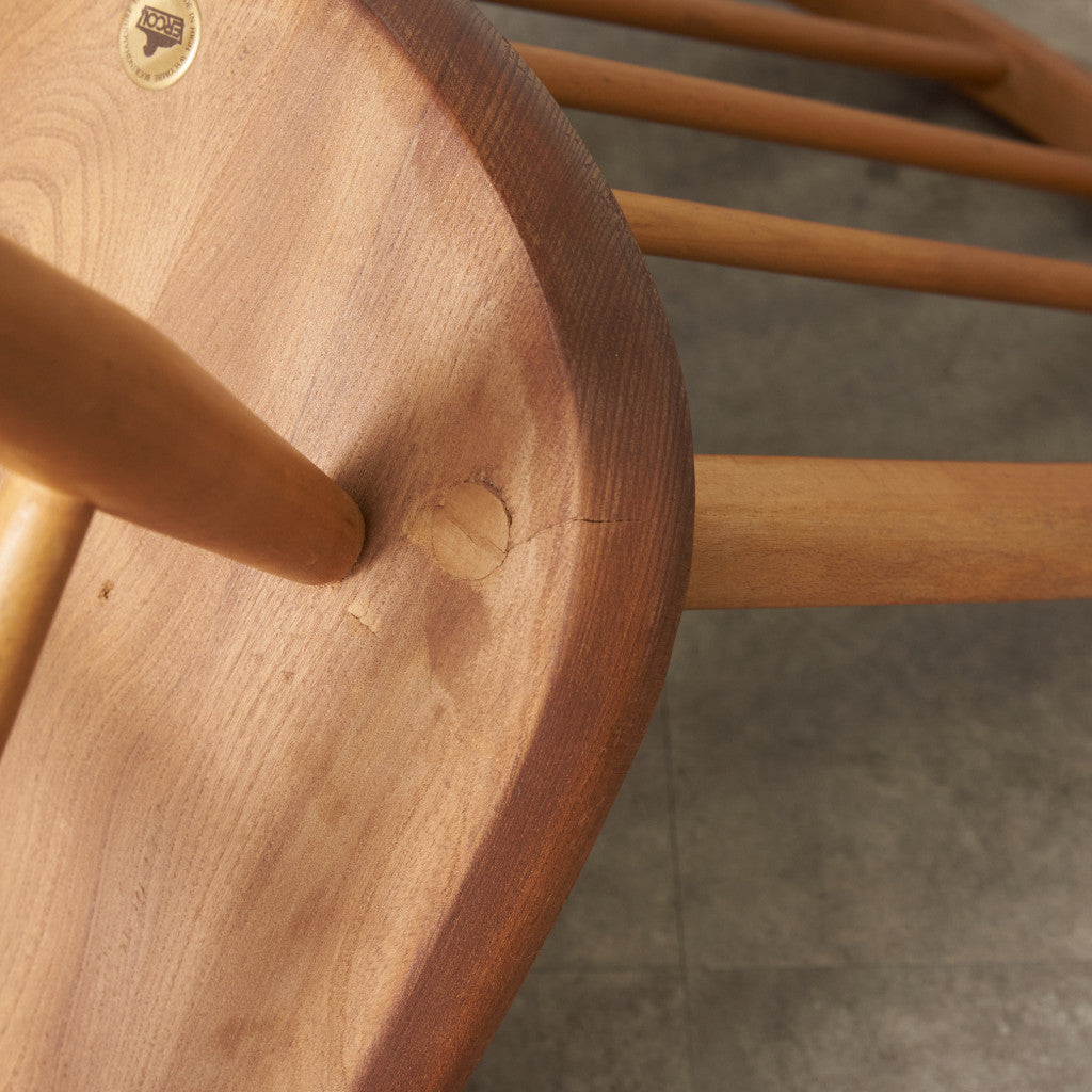 4本スポーク フープバックチェア