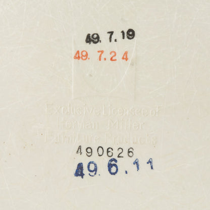 サイドシェルチェア スタッキングベース