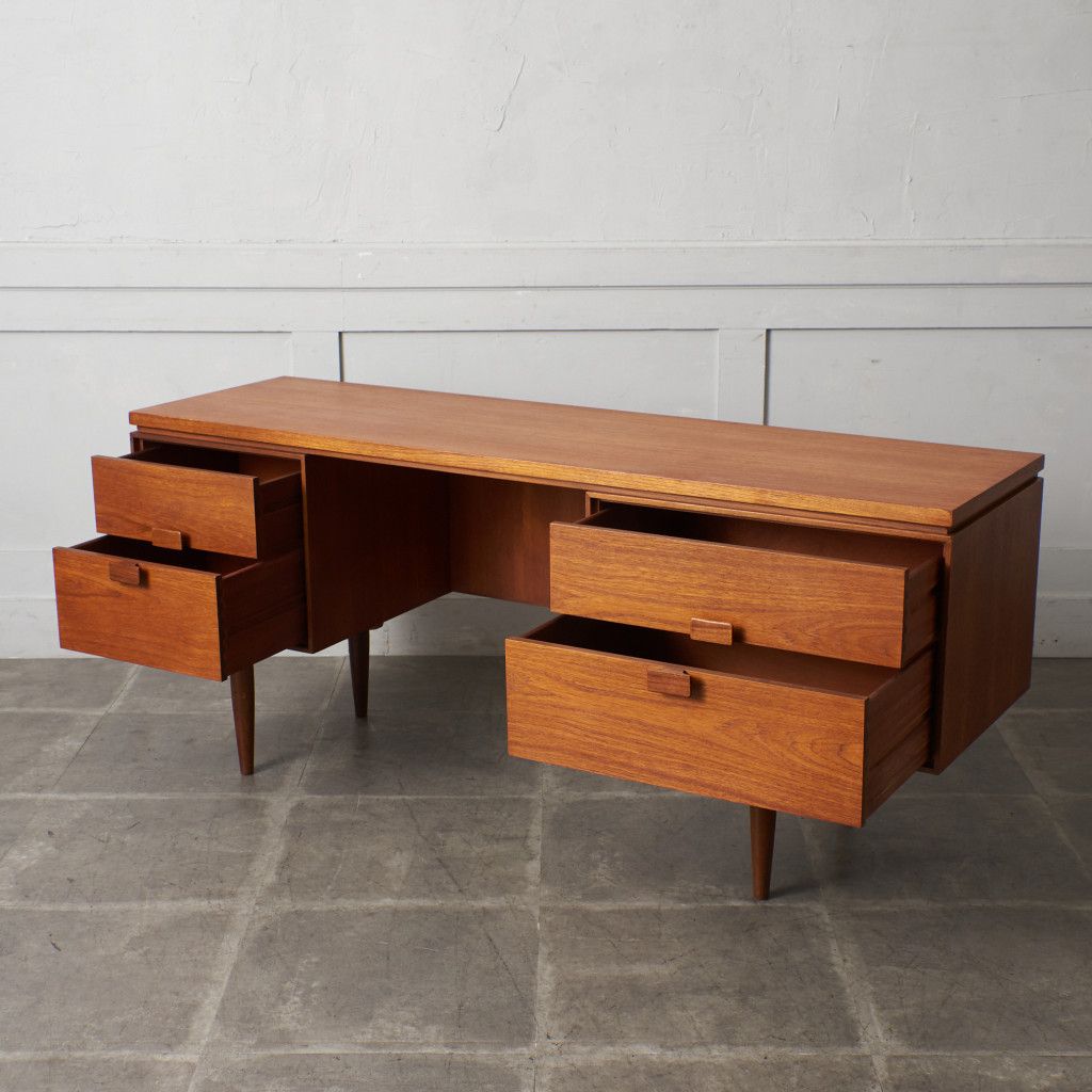 G-PLAN ダニッシュ ドレッシングデスク