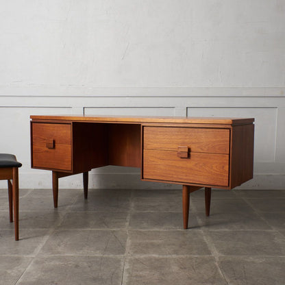 G-PLAN ダニッシュ ドレッシングデスク