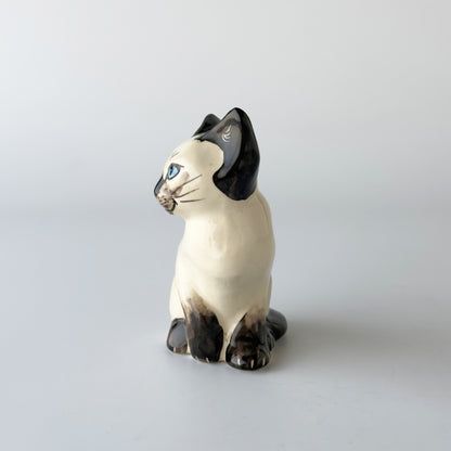 英国ヴィンテージ 猫のフィギュリン