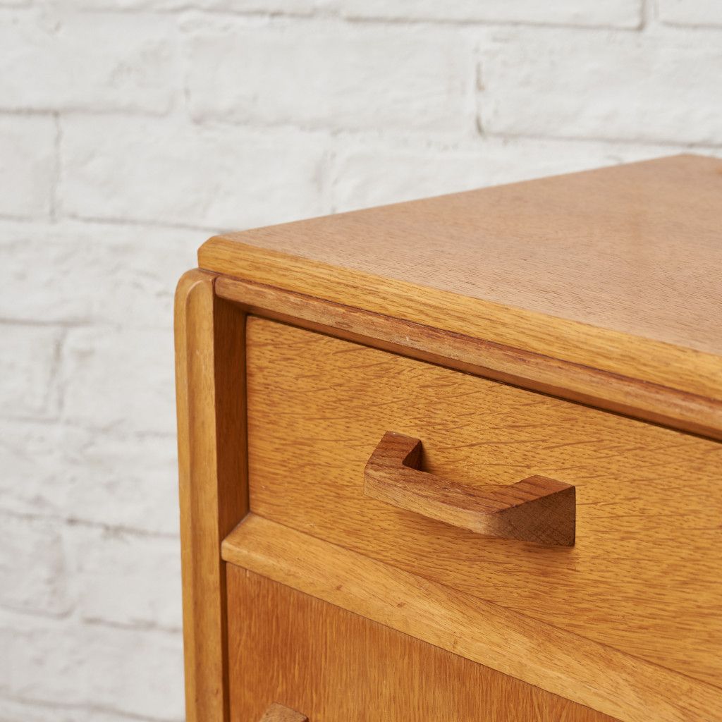 Brandon ベッドサイドキャビネット (B870)