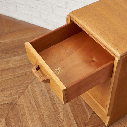 Brandon ベッドサイドキャビネット (B870)