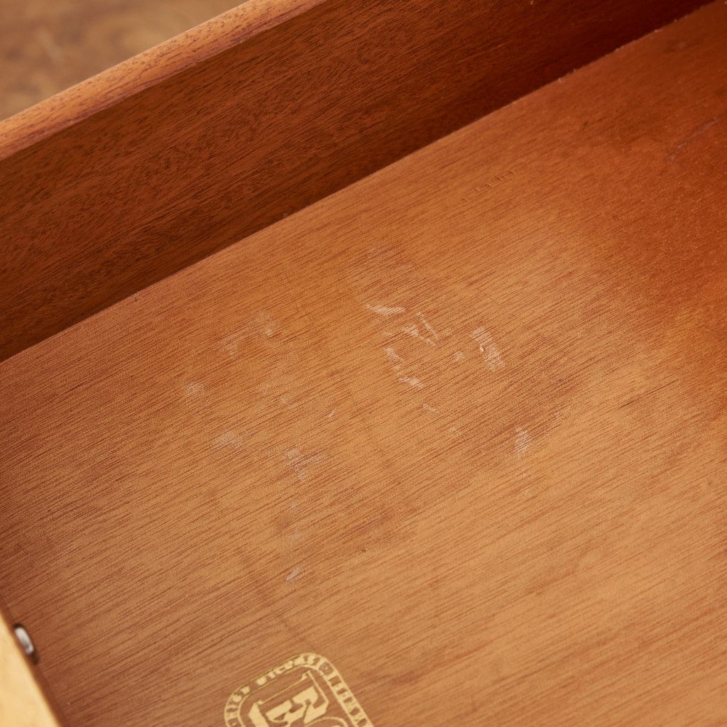 Brandon ベッドサイドキャビネット (B870)