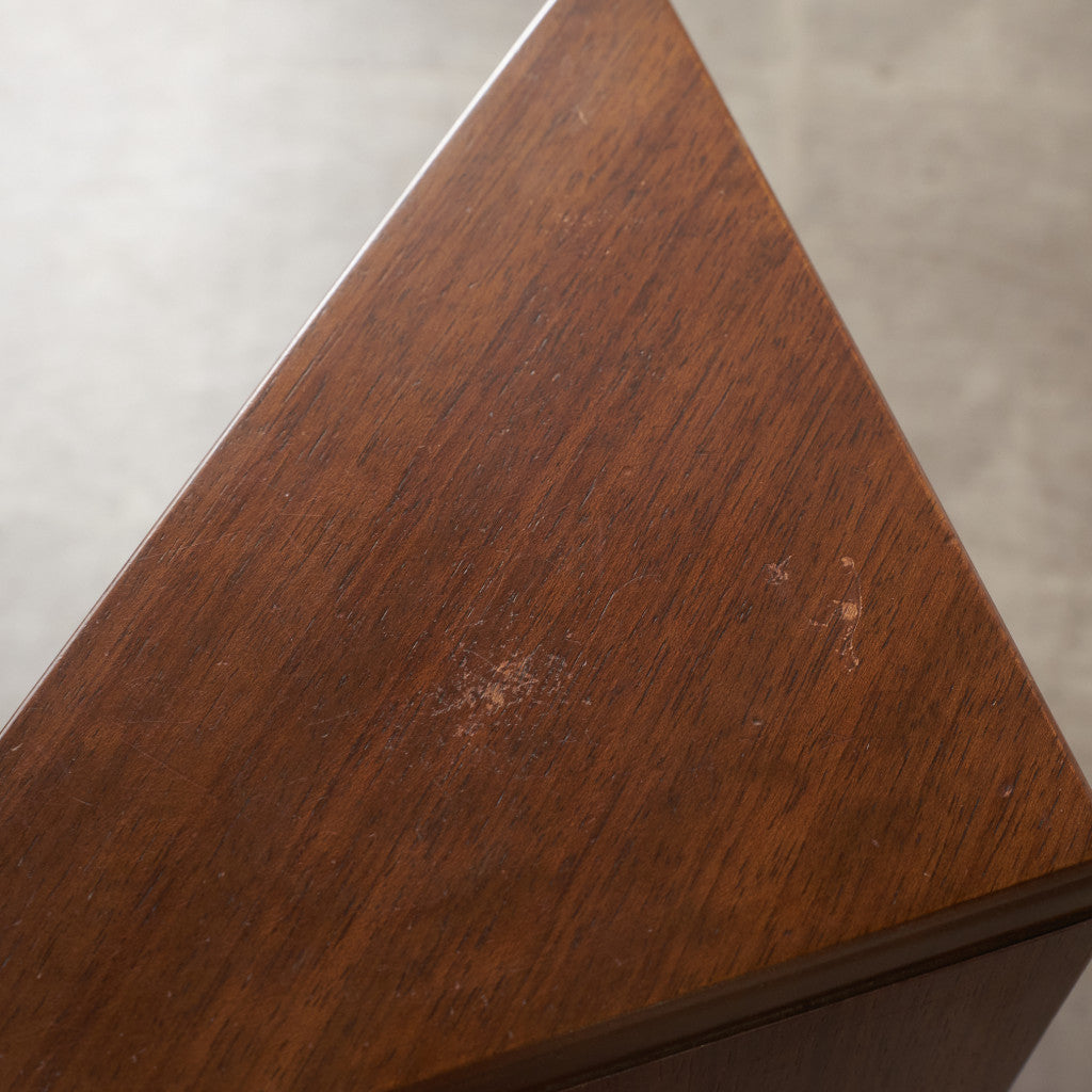 Brandon コーナーシェルフ