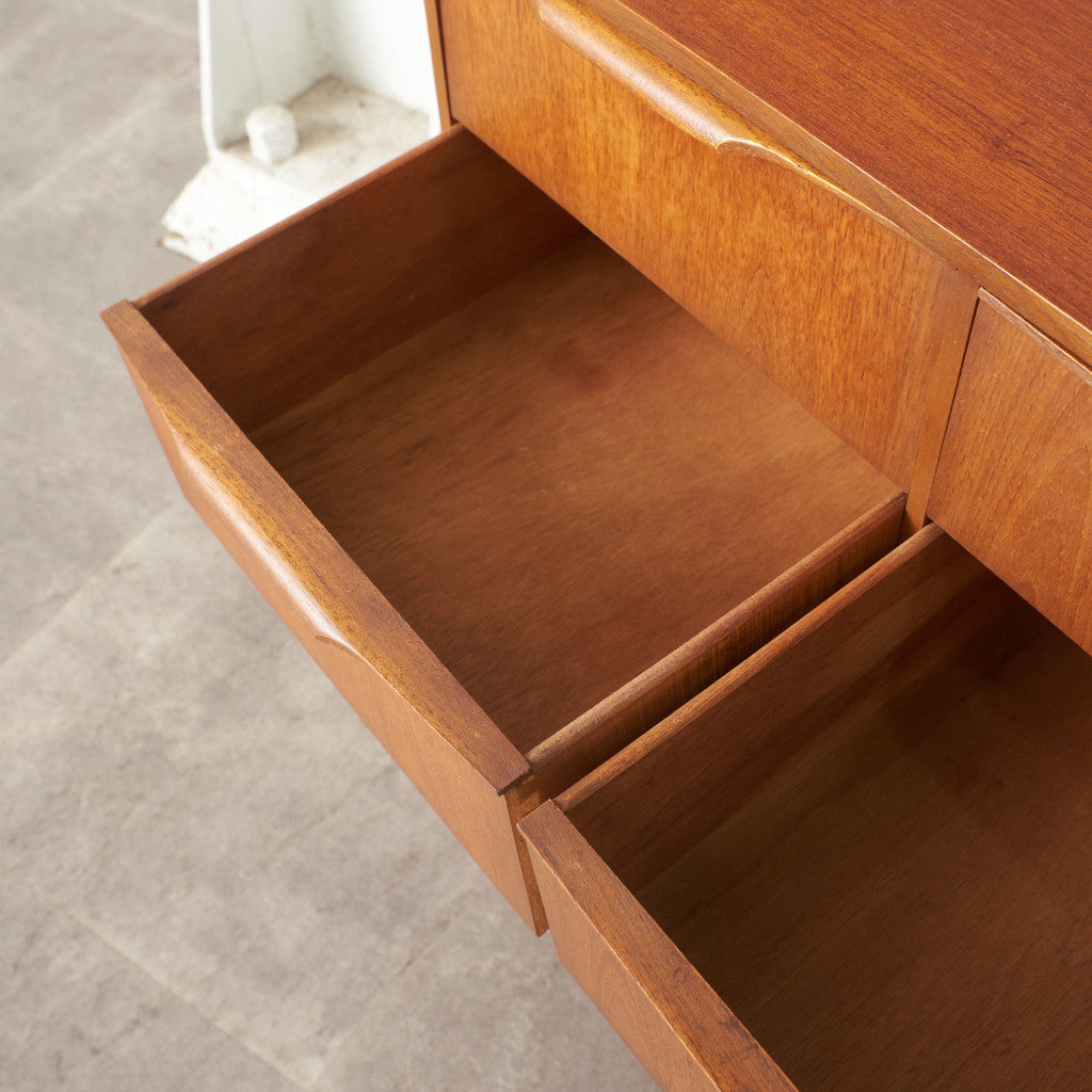 ヴィンテージ サイドボード