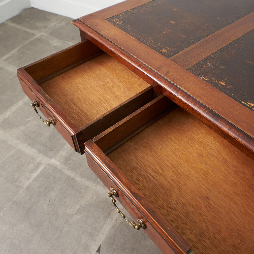 西欧アンティーク 両袖デスク