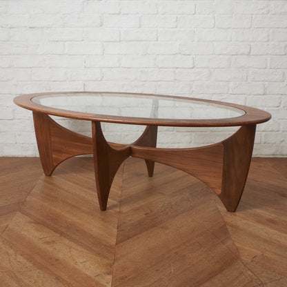 astro オーバルコーヒーテーブル