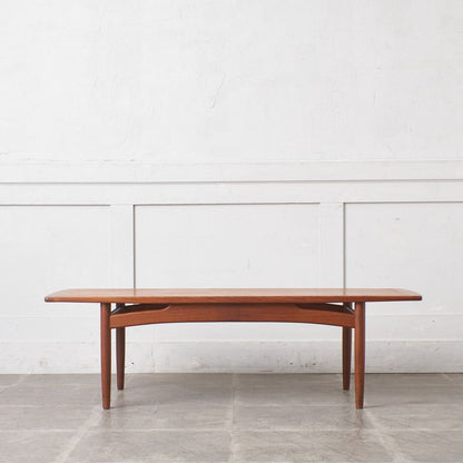 brasilia センターテーブル (ソリッドチークロングジョンテーブル)