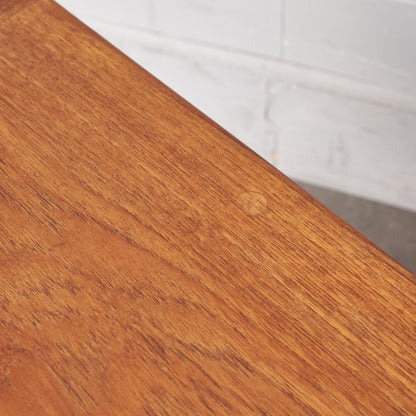 brasilia センターテーブル (ソリッドチークロングジョンテーブル)