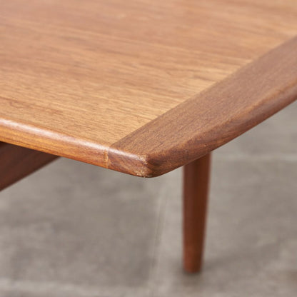 brasilia センターテーブル (ソリッドチークロングジョンテーブル)