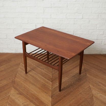 Danish オケージョナルテーブル (8021)