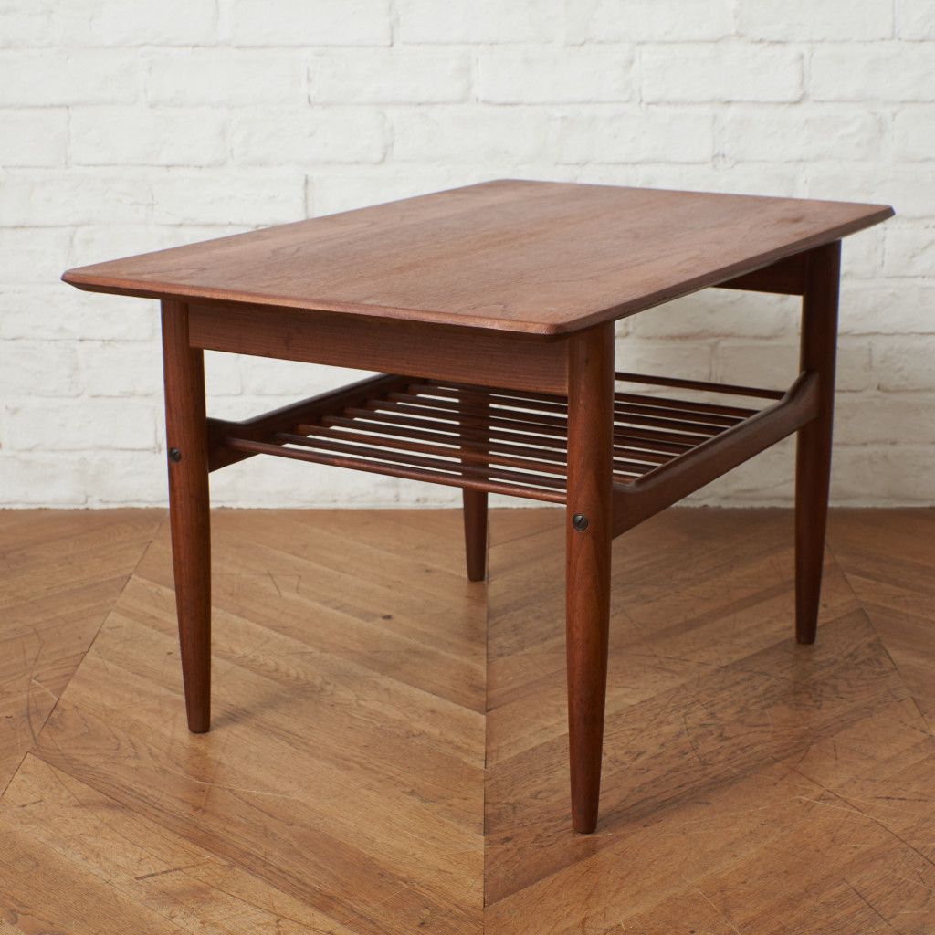 Danish オケージョナルテーブル (8021)