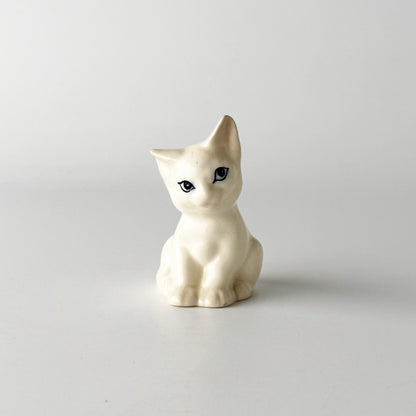 ヴィンテージ 白猫 フィギュリン