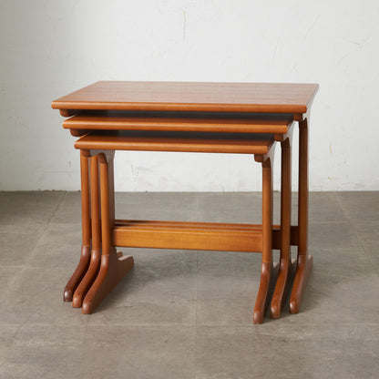 英国ヴィンテージ ネストテーブル