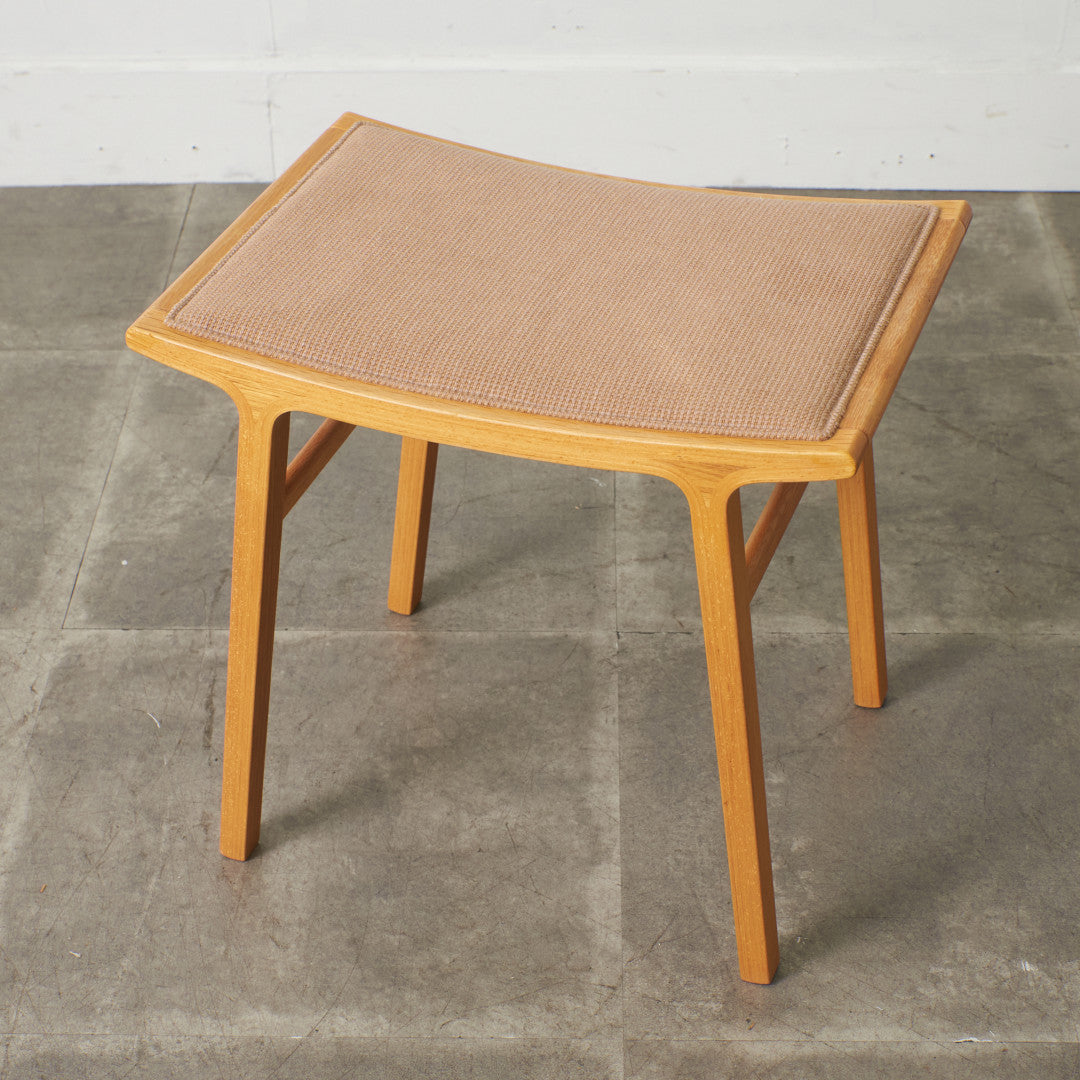 スツール / T-5576NA-ST｜天童木工 TENDO – rocca rocca