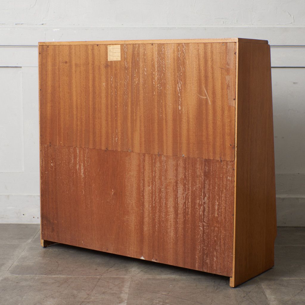 Brandon ガラスキャビネット