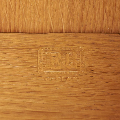 Brandon ガラスキャビネット