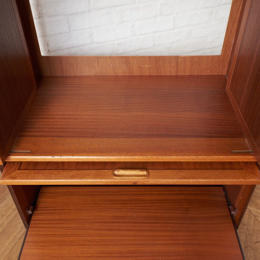 fresco TVキャビネット