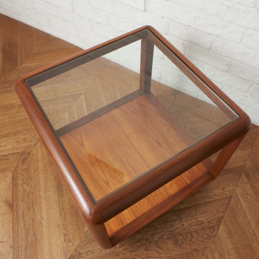 Fresco キューブ コーヒーテーブル