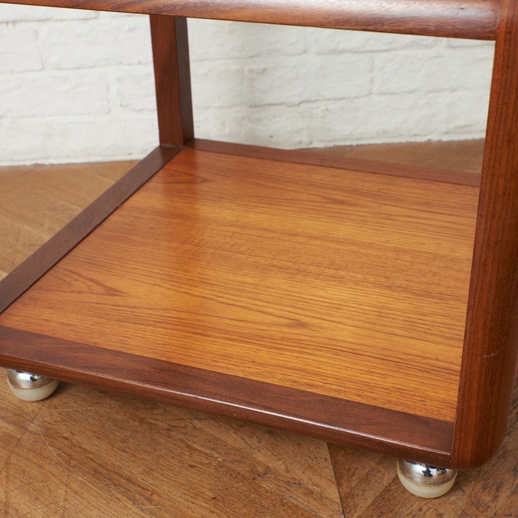 Fresco キューブ コーヒーテーブル