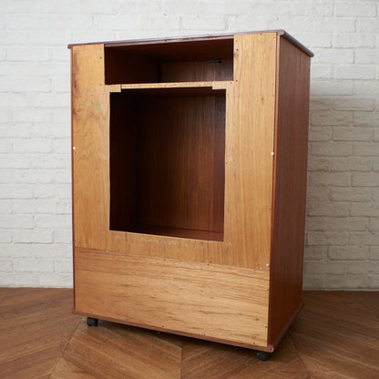 fresco TVキャビネット