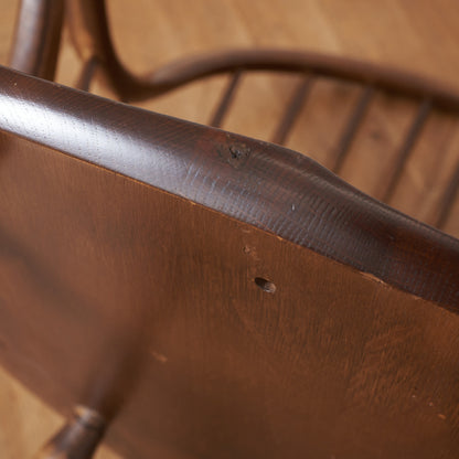 ウィンザーアームチェア