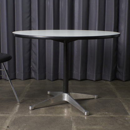 イームズ コントラクトベース ラウンドテーブル