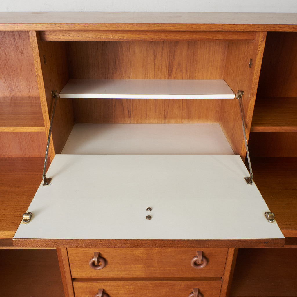 ヴィンテージ ハイサイドボード