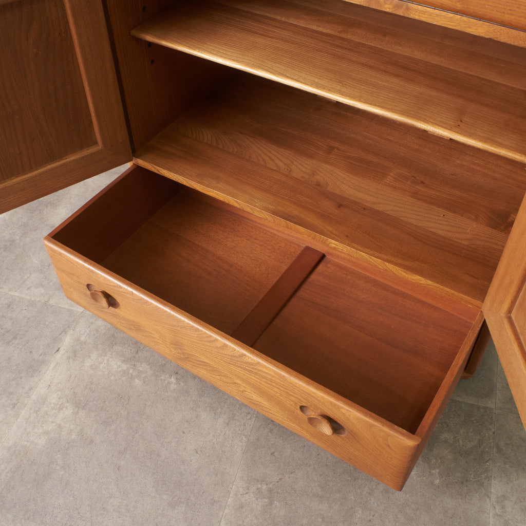 ウィンザー サービングキャビネット 469