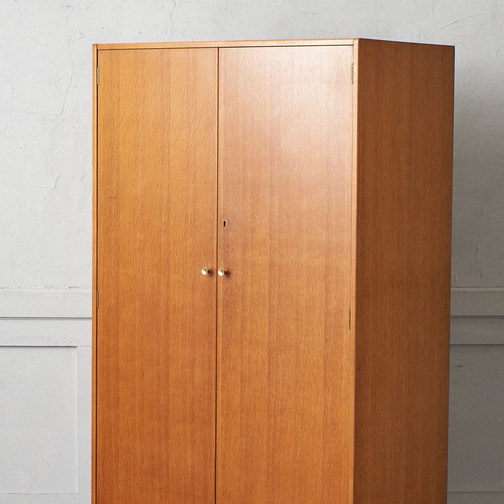 Tola&black 2ドア ワードローブ