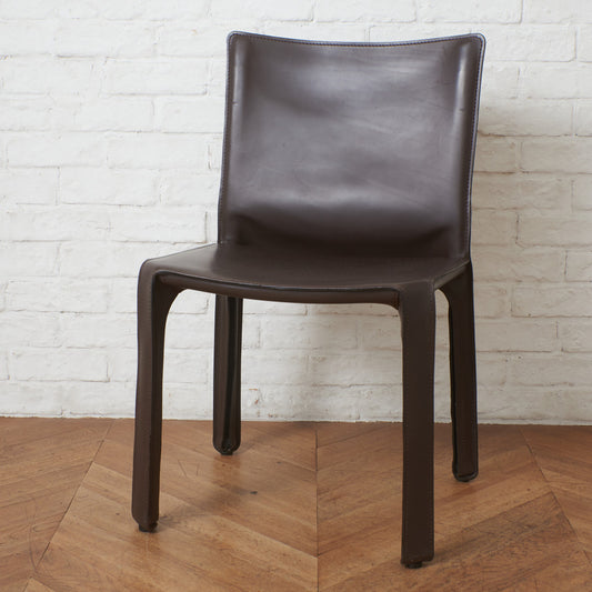 412 CAB アームレスチェア