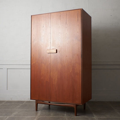 Danish ワードローブ