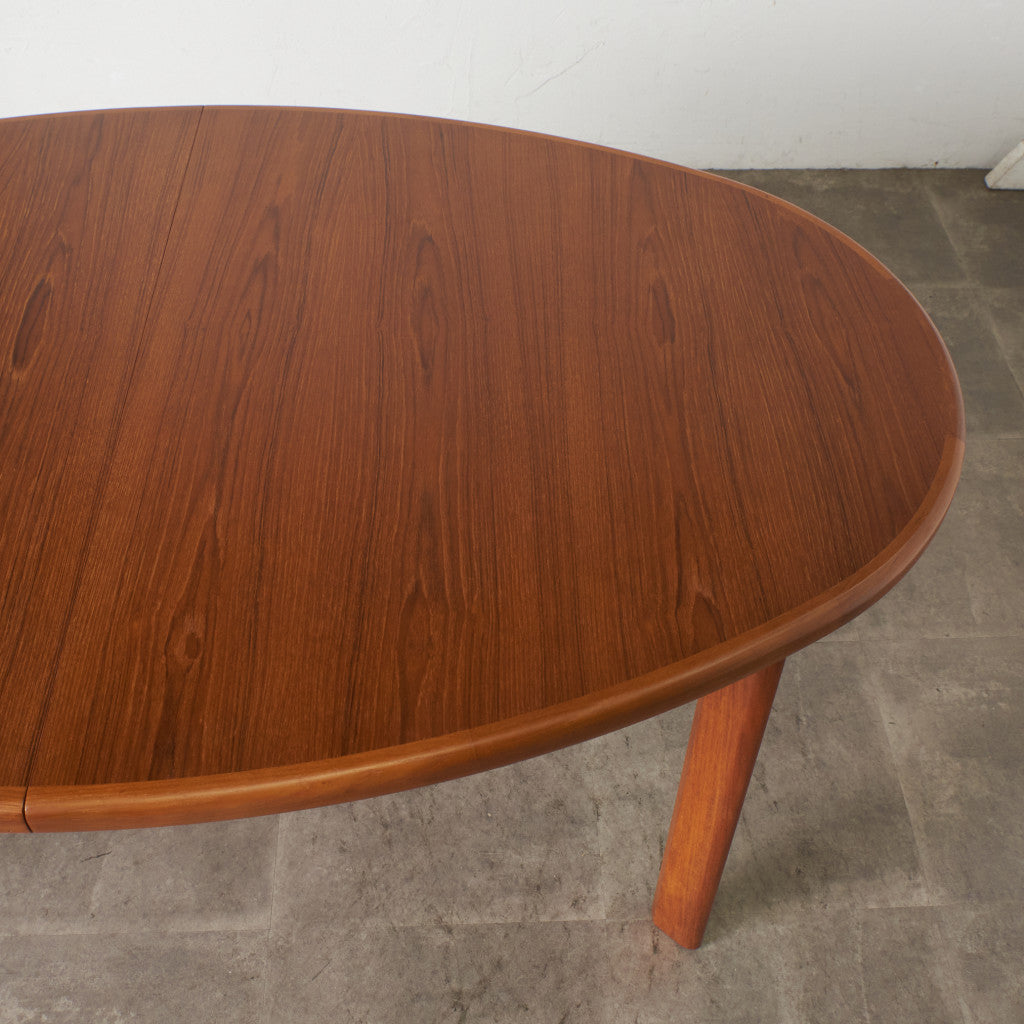 ヴィンテージ オーバルダイニングテーブル