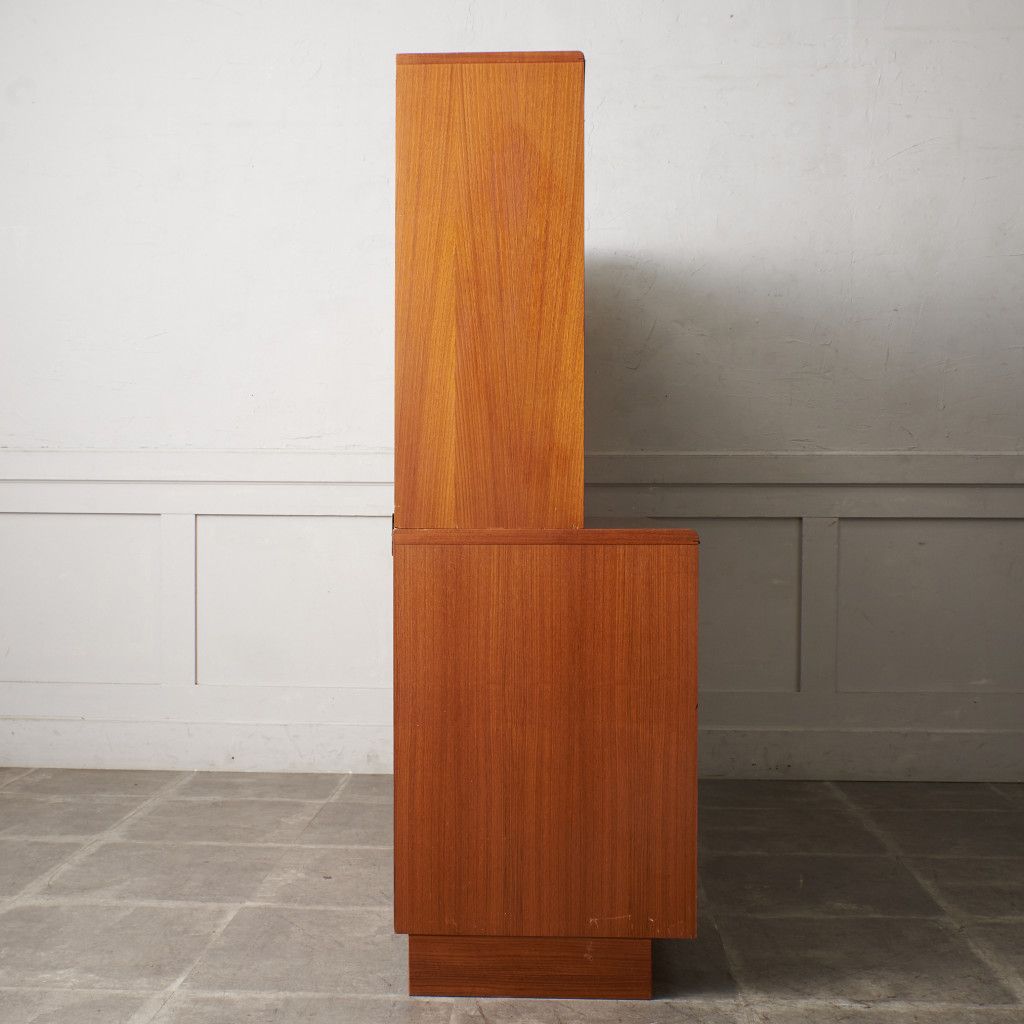 Chevron ヴィンテージ ウォールキャビネット