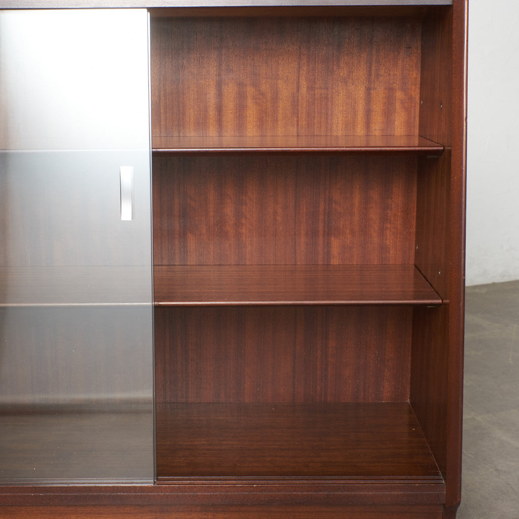 Brandon ガラスキャビネット