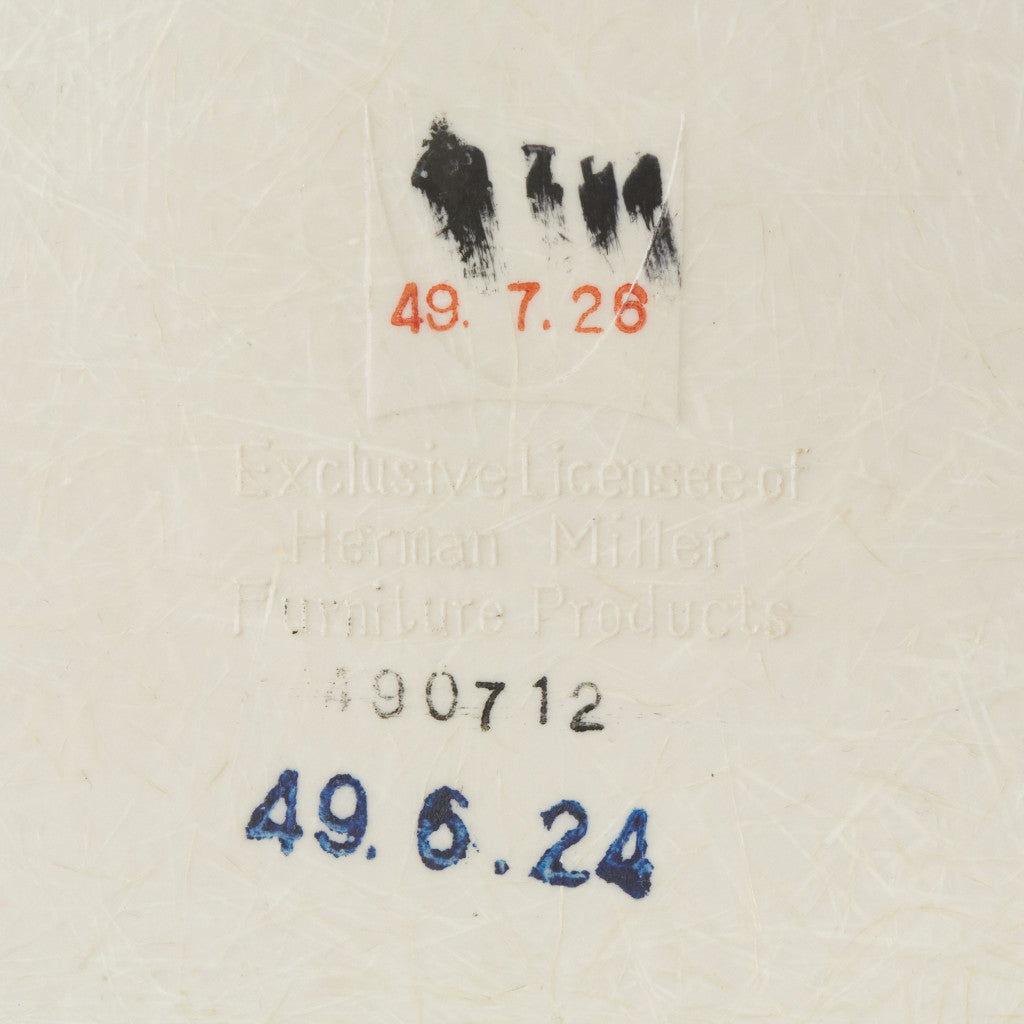 サイドシェルチェア スタッキングベース