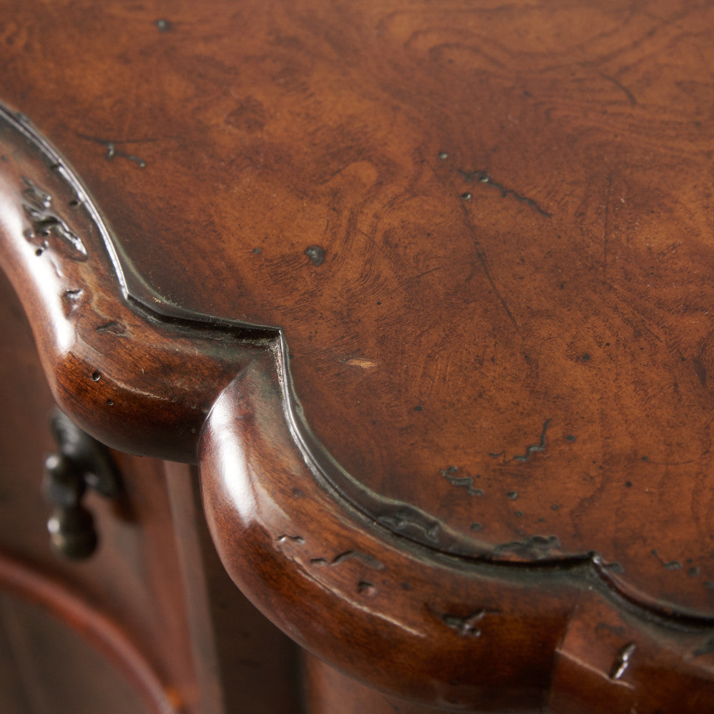 サイドチェスト