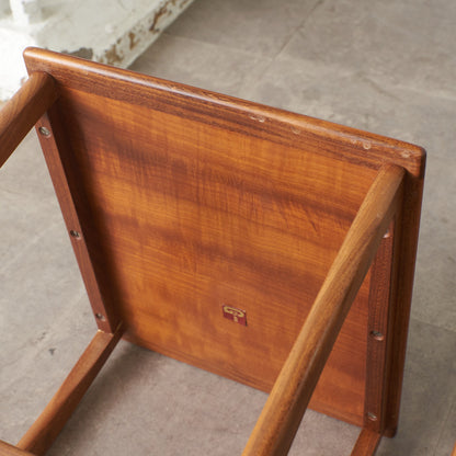 Astro セラミックタイルトップ ネストテーブル