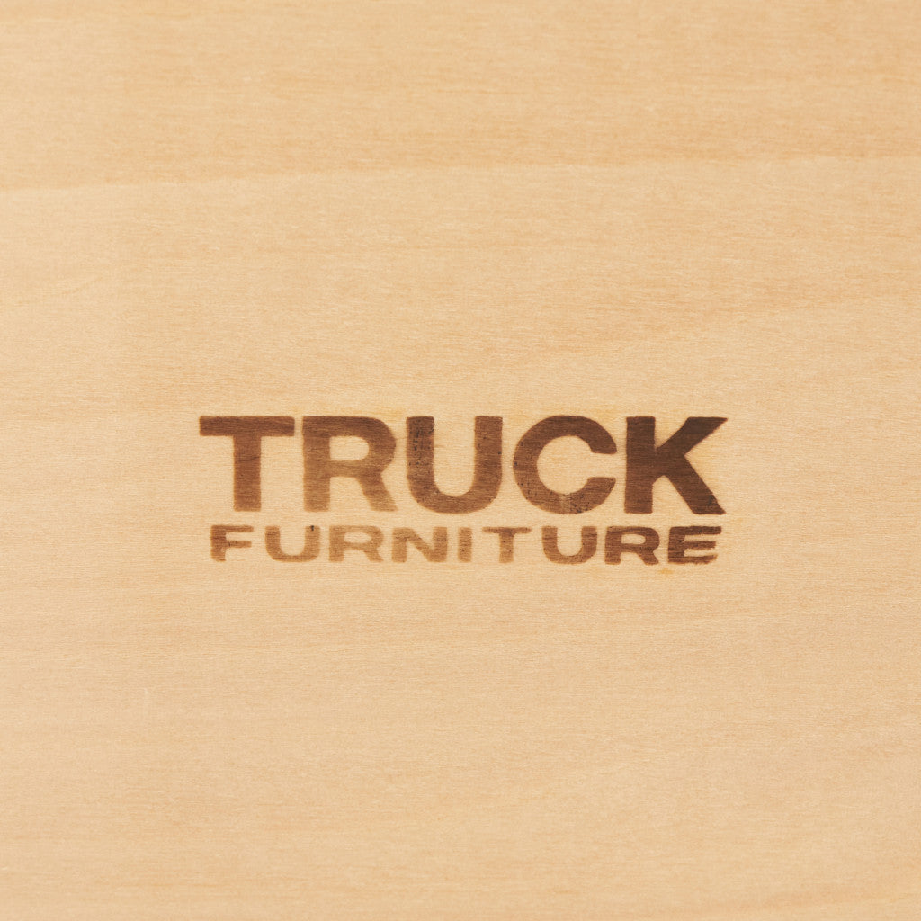 サイドテーブル